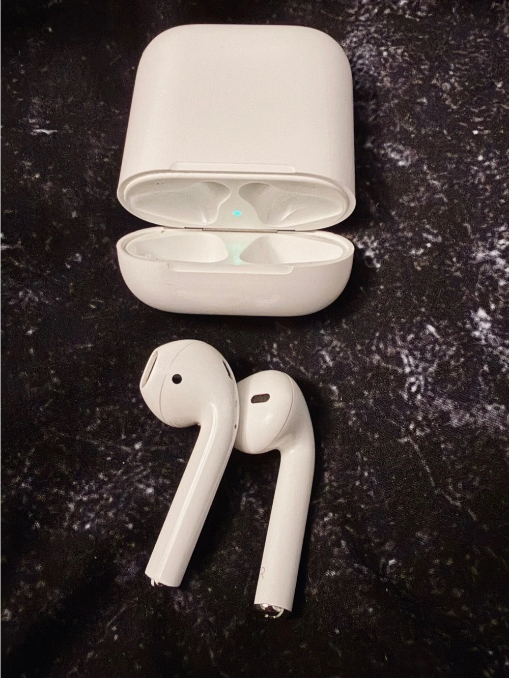 Apple AirPods 2nd generation works!